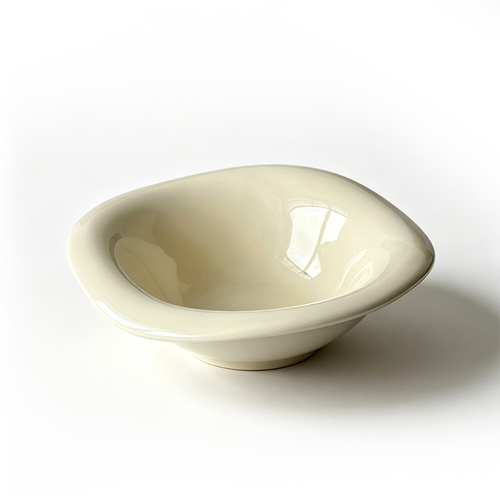 Creamy Wave Yogurt Bowl – Soft Butter Yellow