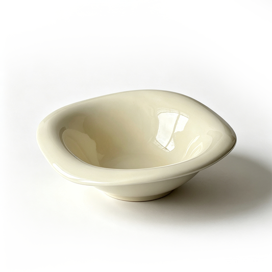 Creamy Wave Yogurt Bowl – Soft Butter Yellow